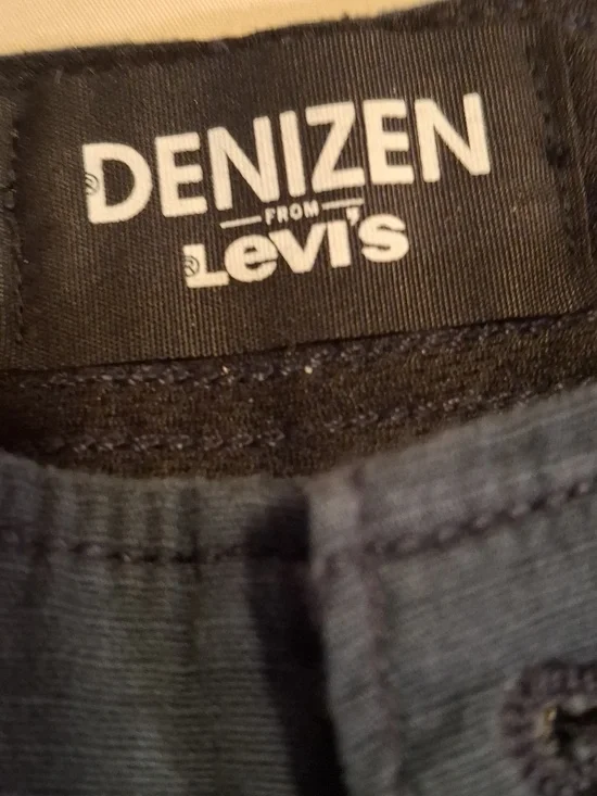 Mens Levi Denizen Blue Cargo Shorts - Picture 2 of 6